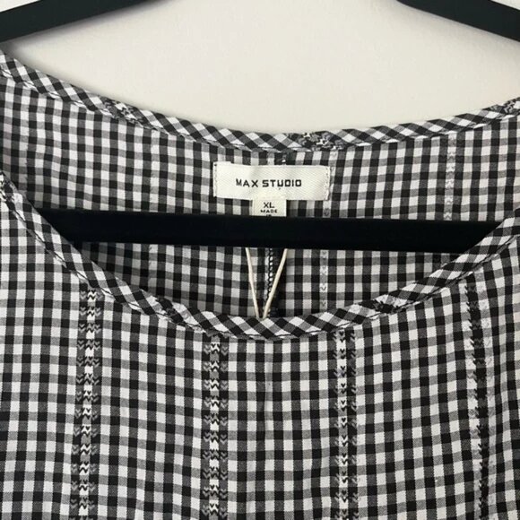 Max Studio B&W Gingham Top - Picture 3 of 5